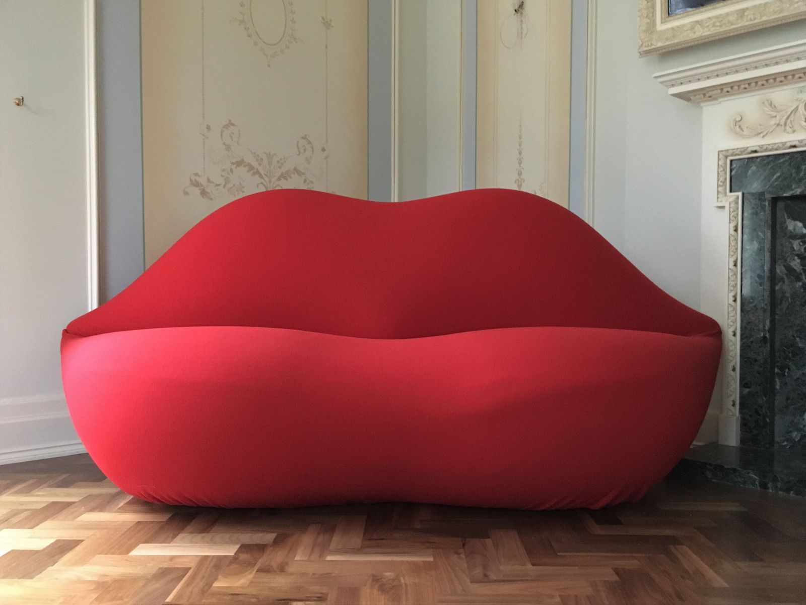 开云（中国） - 坐具|沙发|办公家具|设计师家具|嘴唇沙发